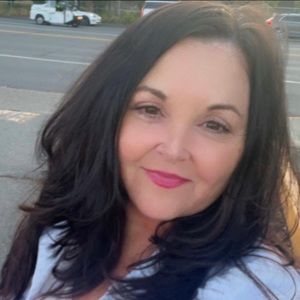 Meet your Posher, Sharon